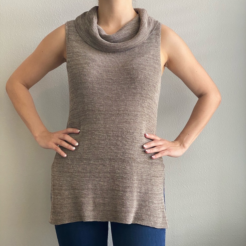 Sleeveless Knitted Mock Neck Tank